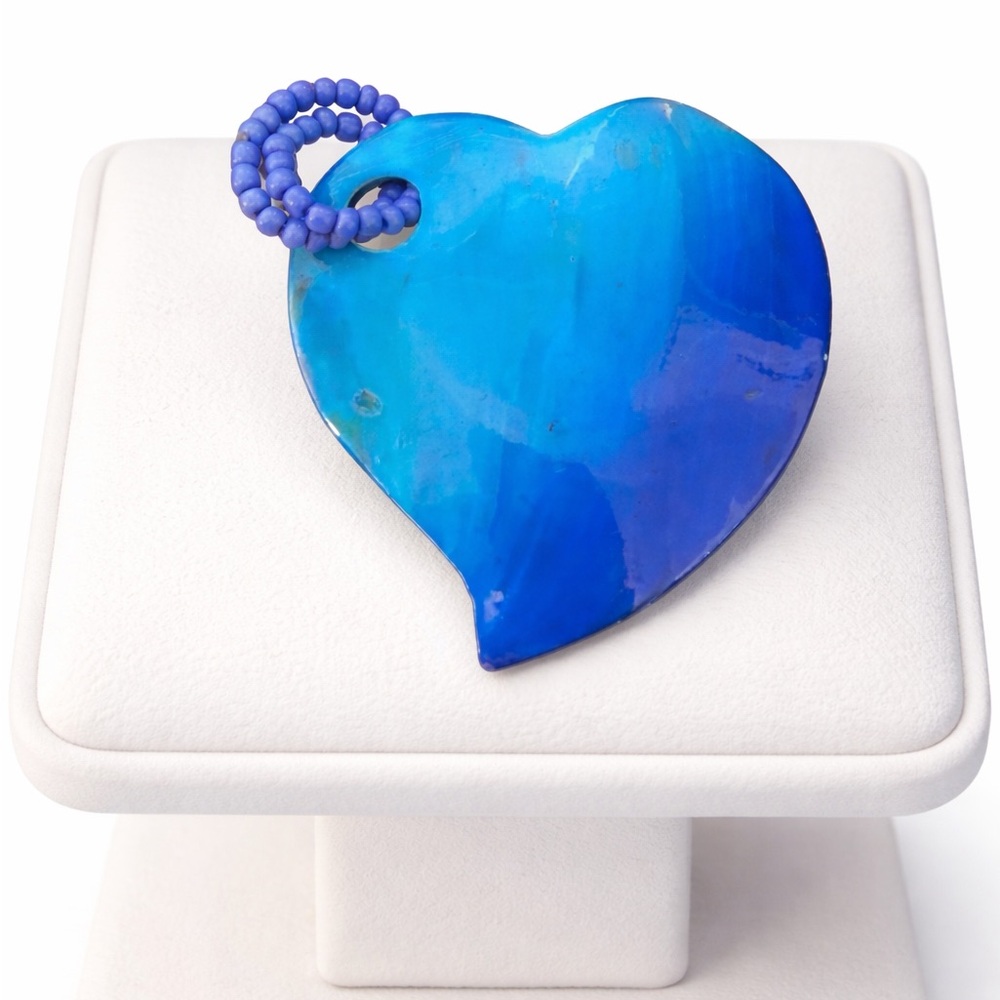 Shell heart pendant